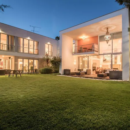 Orange Charm, Heated Pool Villa *