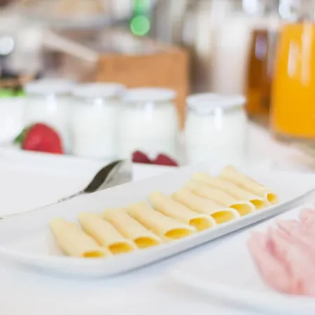 Orange Charm, Heated Pool