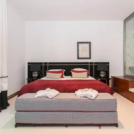 Villa Orange Charm, Heated Pool