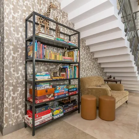 Orange Charm, Heated Pool Villa Cascais