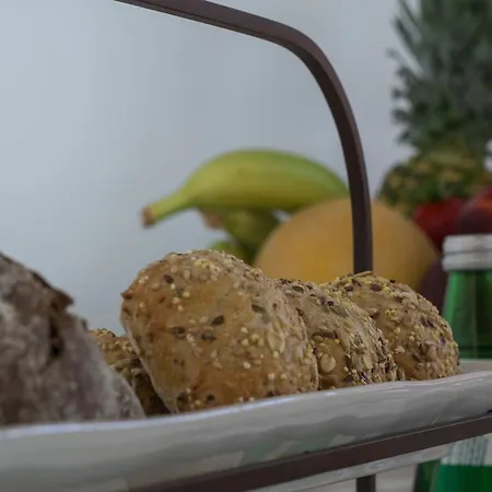 Orange Charm, Heated Pool Villa *