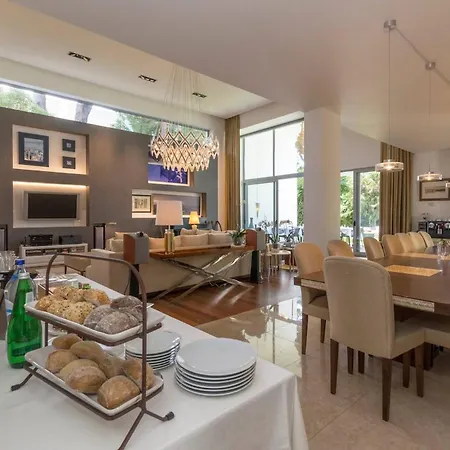 Orange Charm, Heated Pool *